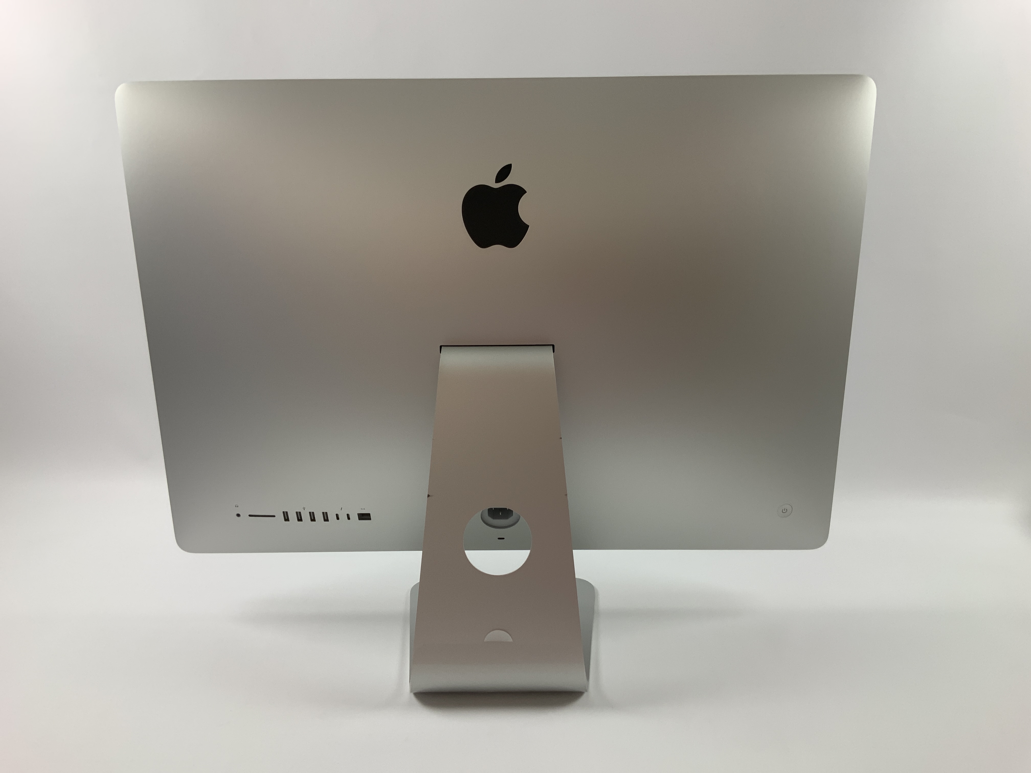 iMac 27" Retina 5K Intel 8Core i9 3.6 GHz / 64 GB RAM / 512 GB SSD